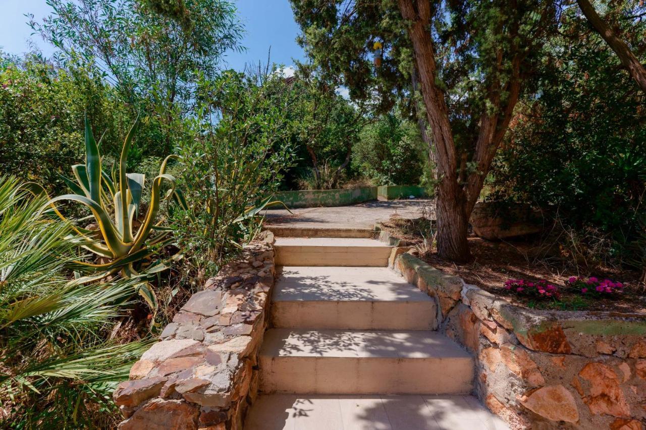 B&B Villa Zola Capoterra Exterior foto